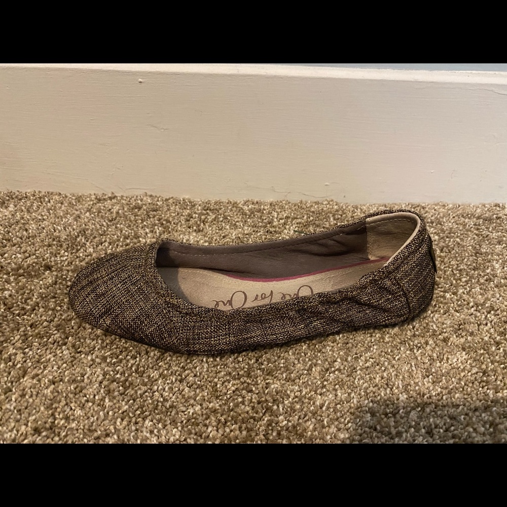 TOMS Ballet Flats